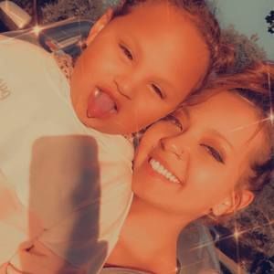 Meet your Posher, Kendra